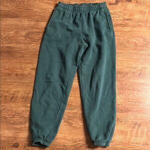 TNA cozy fleece sweatpants